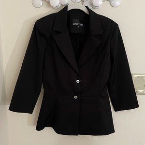 JACKIE USAVA   BRAZIL          Black Blazer